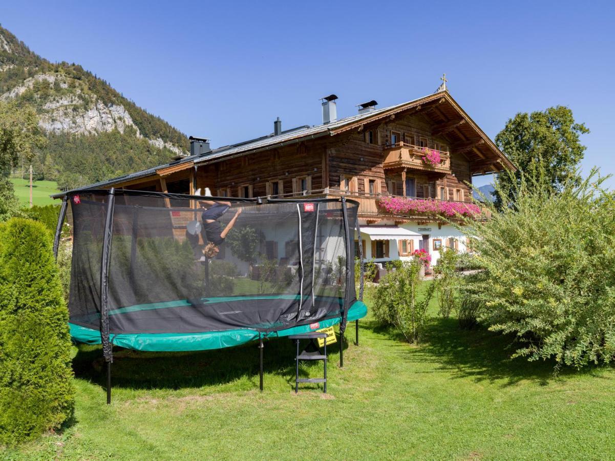 Narzenhof Wellness Chalets, Familien & Luxus Apartments Am Bauernhof Sankt Johann in Tirol Esterno foto