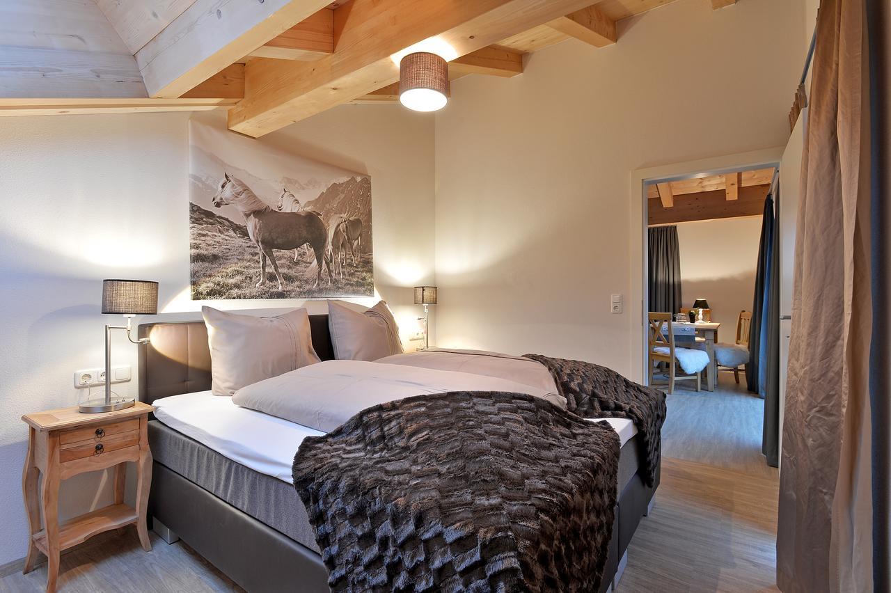 Narzenhof Wellness Chalets, Familien & Luxus Apartments Am Bauernhof Sankt Johann in Tirol Esterno foto